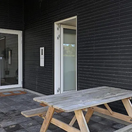 Modern Retreat In Graerup بيت للعطل